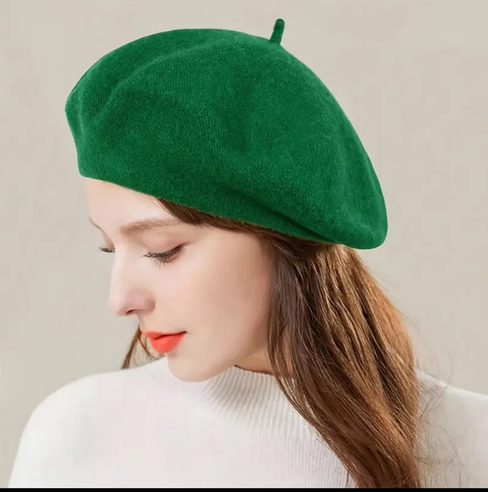 Beret Knit Hat Dark Green